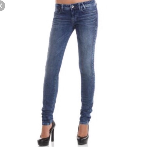 Guess Denim - Guess Starlet Skinny Leg Low Rise Jeans